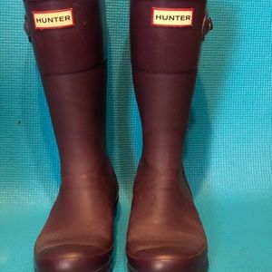 Hunter rain boots size 4